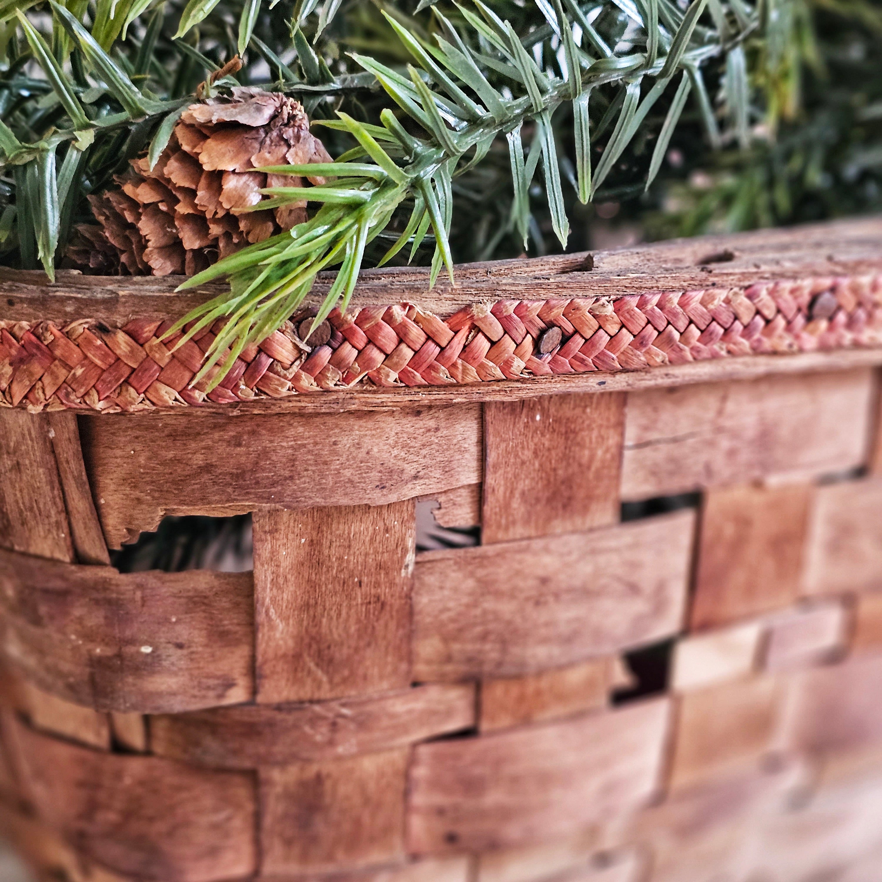 Teeovo&Co Wooden Harvest Basket - Egg Basket for Gathering Fresh