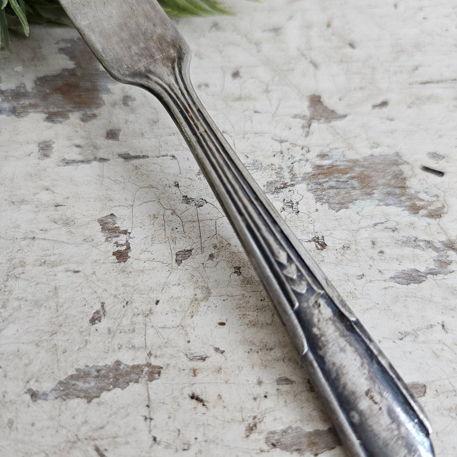 Vintage Silverplate Spreader